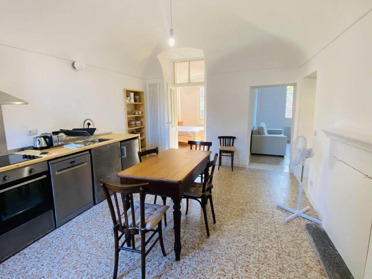 Castelveccana Apartment Portico I מראה חיצוני תמונה