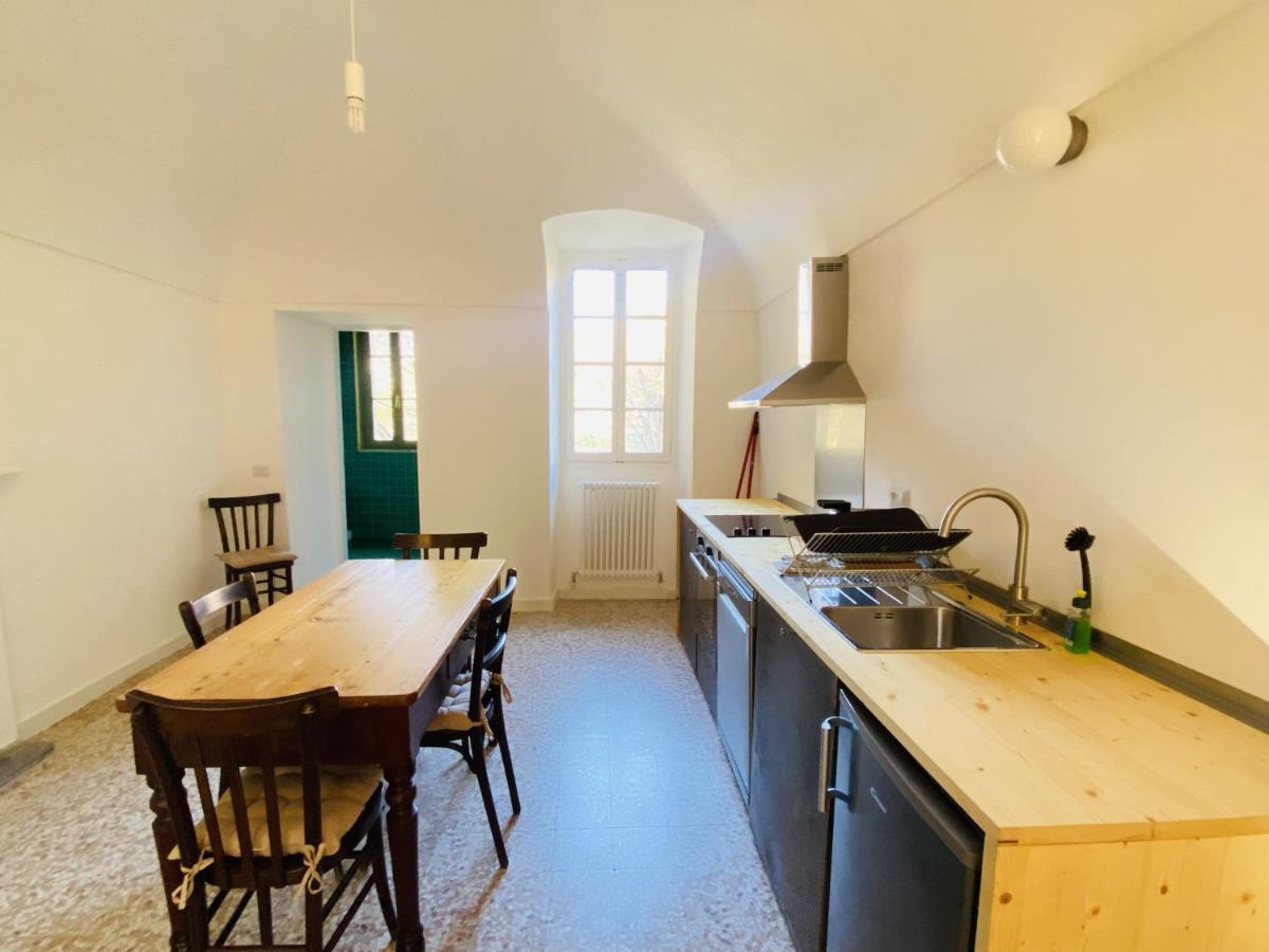 Castelveccana Apartment Portico I מראה חיצוני תמונה